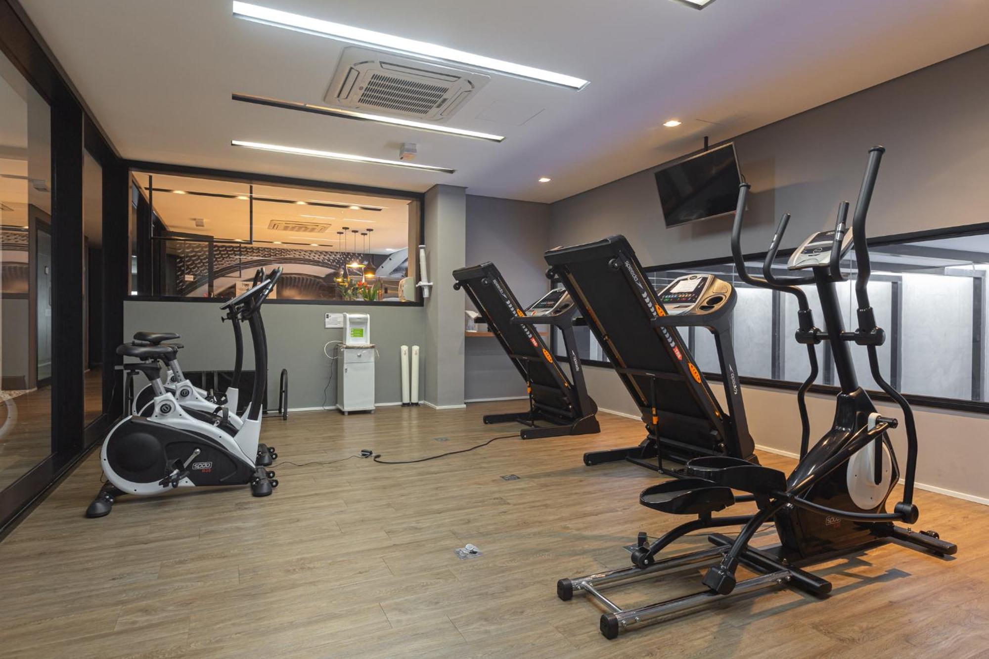 Easy Star - Espacoso Ao Lado Do Aeroporto De Congonhas - Zy01g Apartamento *