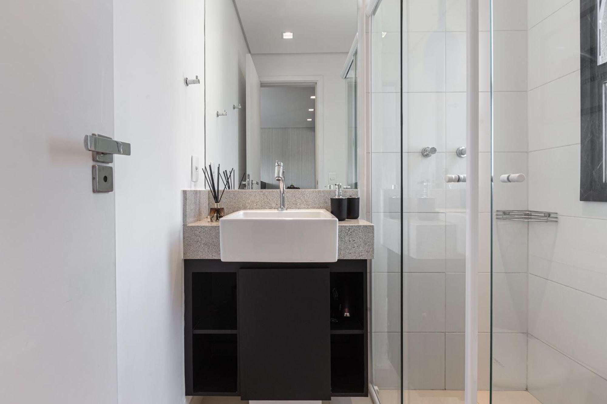 Apartamento Easy Star - Espacoso Ao Lado Do Aeroporto De Congonhas - Zy01g São Paulo